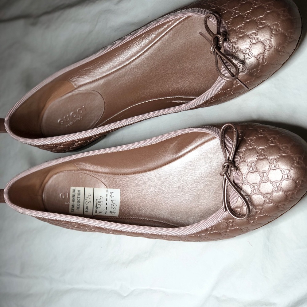 Gucci flats